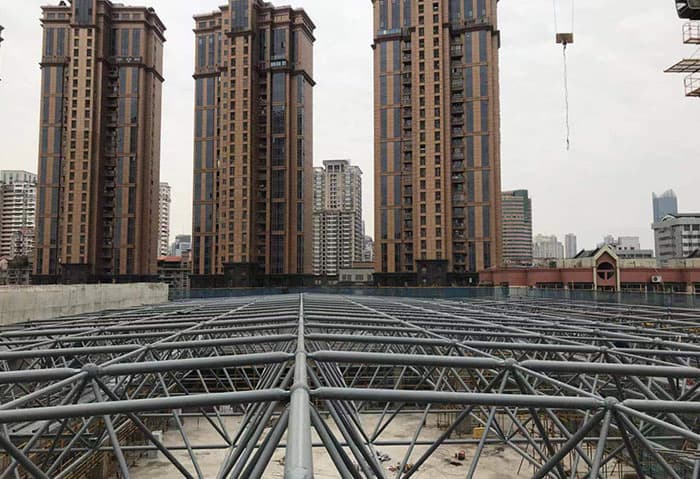 安陆螺栓球网架结构